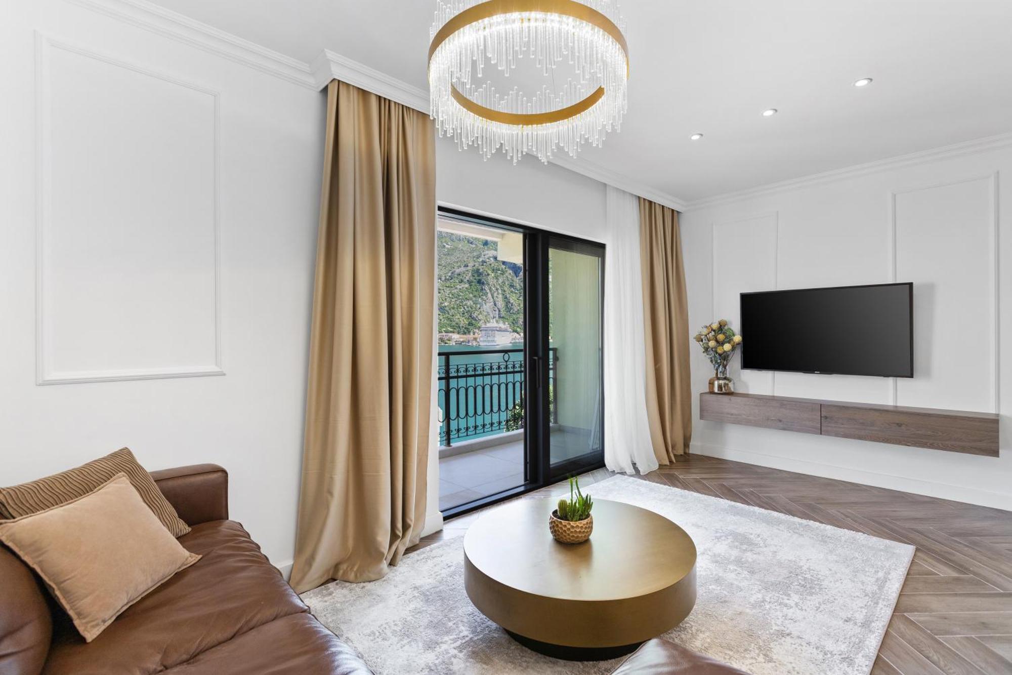 Dekaderon Lux Apartments Cattaro Esterno foto